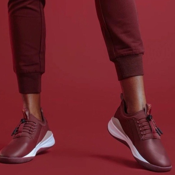 Clove Classic Healthcare Corino Fabric Sneakers Limited Edition Royal Maroon 8.5 - Picture 3 of 16